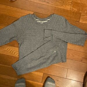 Lululemon grey long sleeve